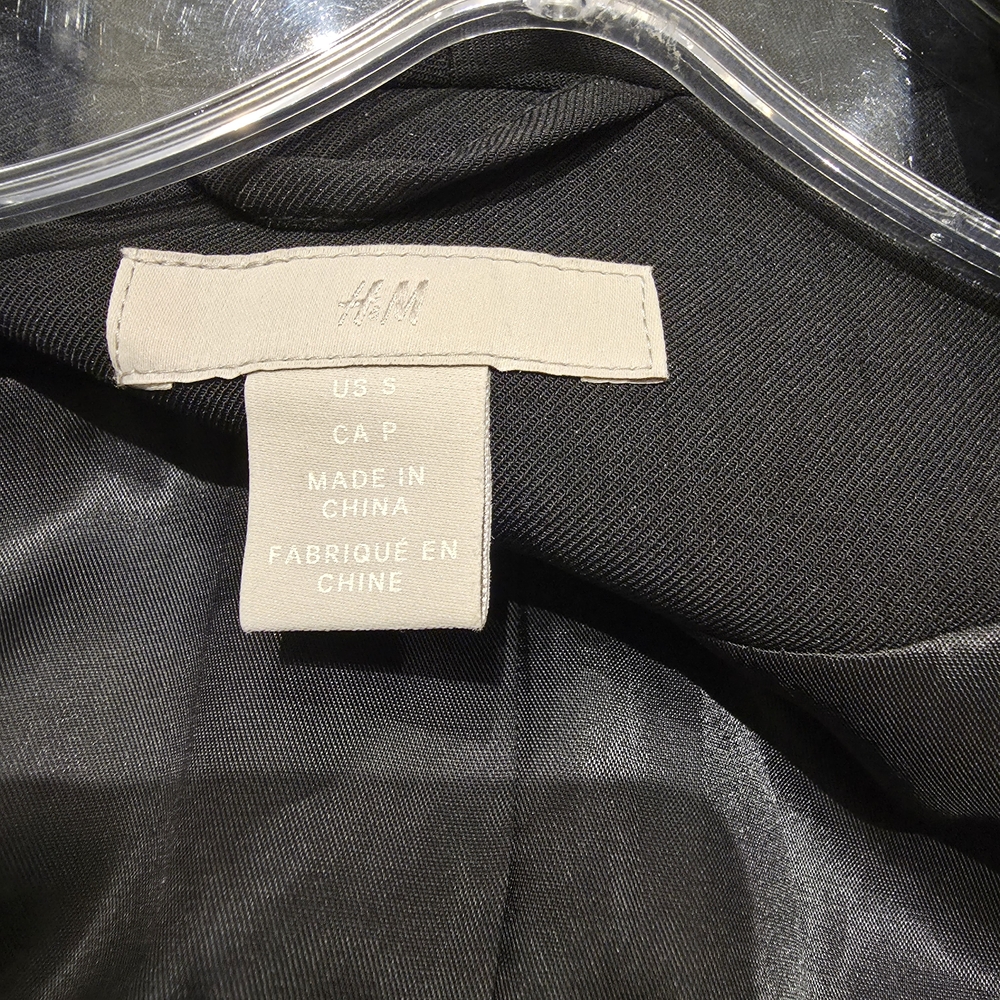H&M Black Women's Blazer with Tie Waist - Picture 5 of 6
